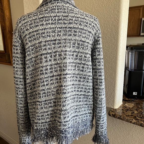 LIKE NEW Sioni size medium blue/white colored open front sweater with pockets. - Picture 3 of 4